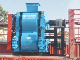 4PG0605T四辊国产精品亚洲LV粉色发往河南安阳破碎河卵石