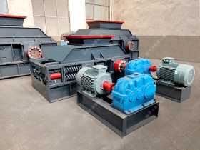 中大型2PG1007对辊式粉色视频APP污下载设备发货