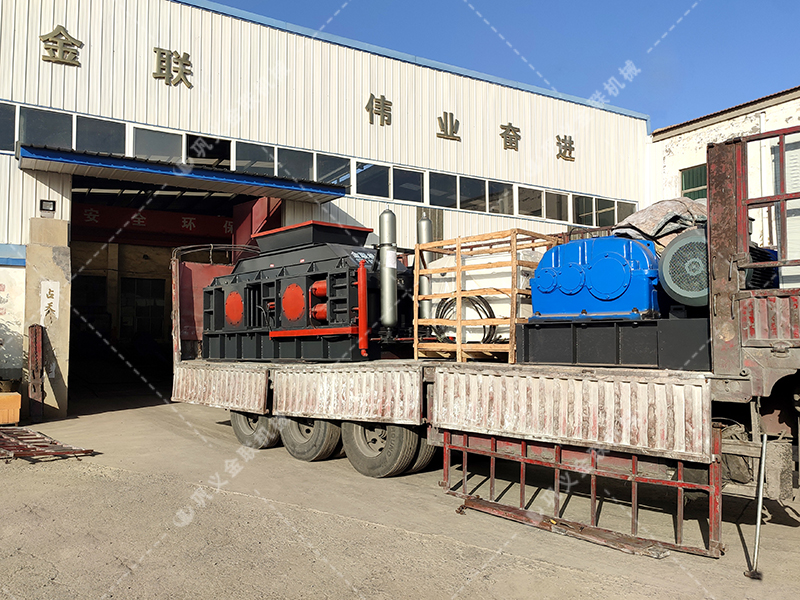 2PGY1500x1000型液压对辊国产精品亚洲LV粉色发往云南昆明