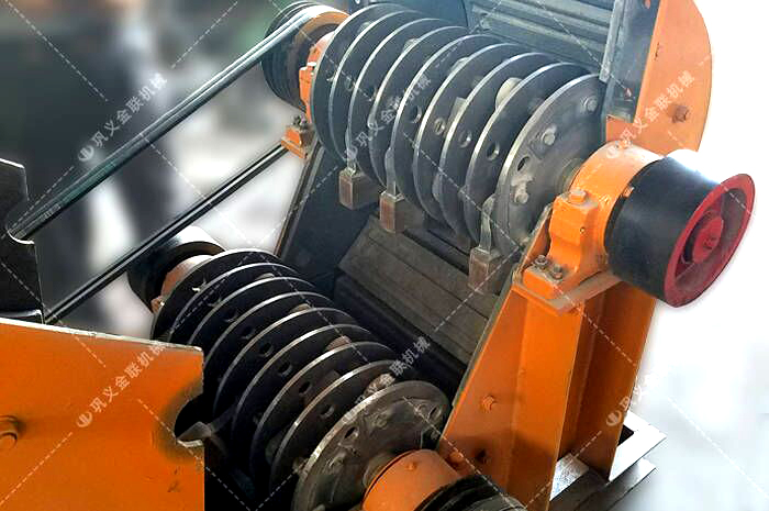 双级粉碎机-双级无筛底粉碎机-小型双级国产精品亚洲LV粉色-工作原理-图片-视频及型号参数