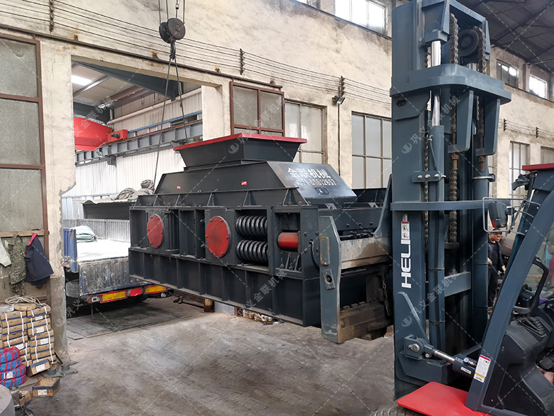 砂厂用1208型对辊国产精品亚洲LV粉色制砂如何？厂家推荐