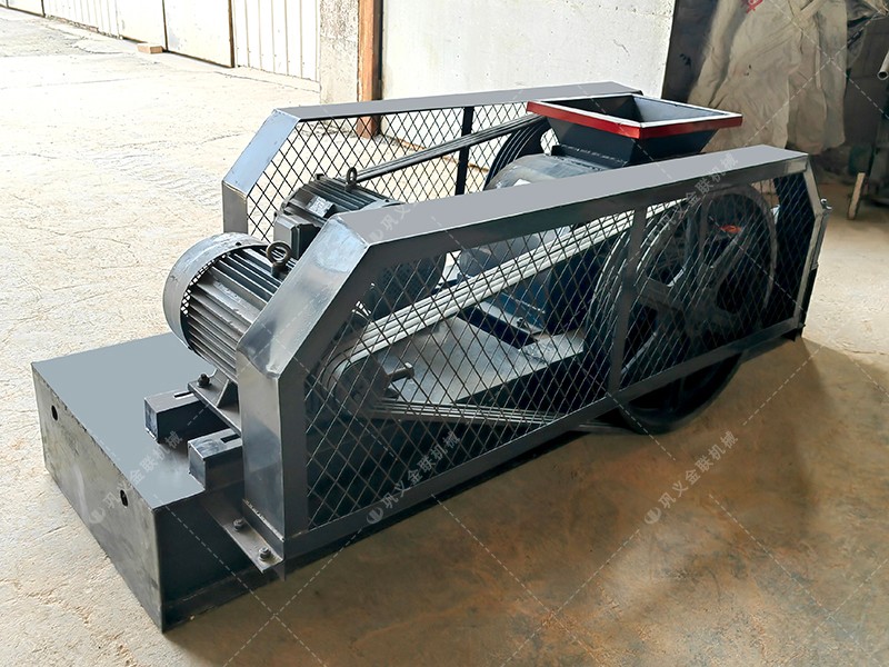 双齿辊国产精品亚洲LV粉色，如何解决大块物料破碎的困扰？